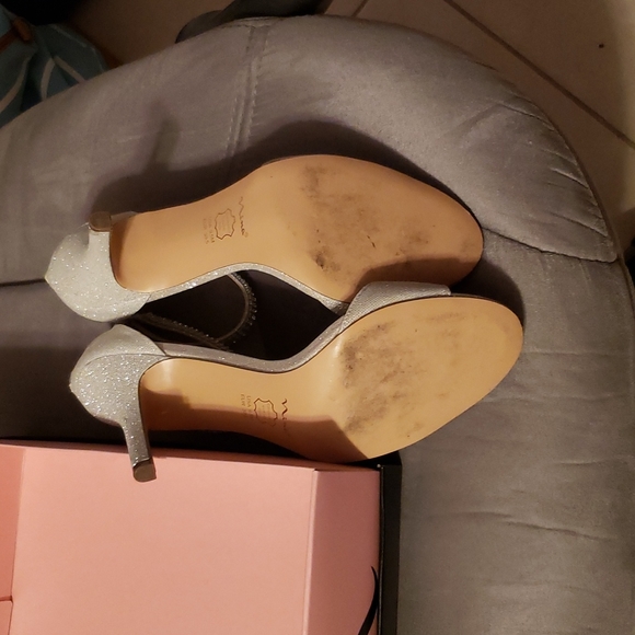 Womens silver dress shoes - Picture 4 of 4